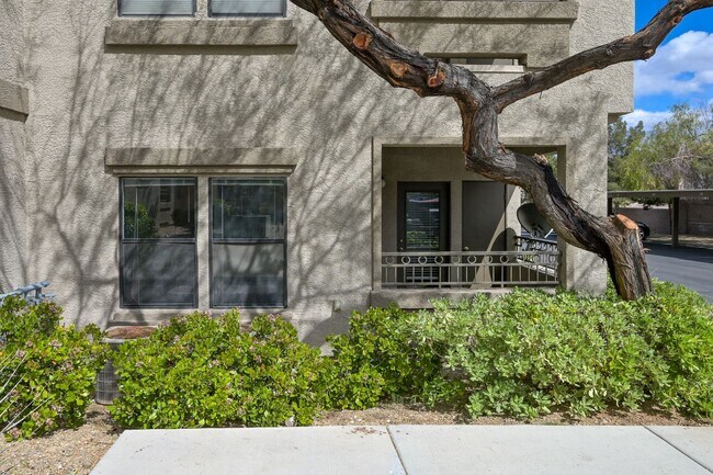 Photo - NW!! Gated!!! Clubhouse!!!Community Pool!!! 1st Floor Condo!!! Wood like floors!! No Carpet!! Unit 1061