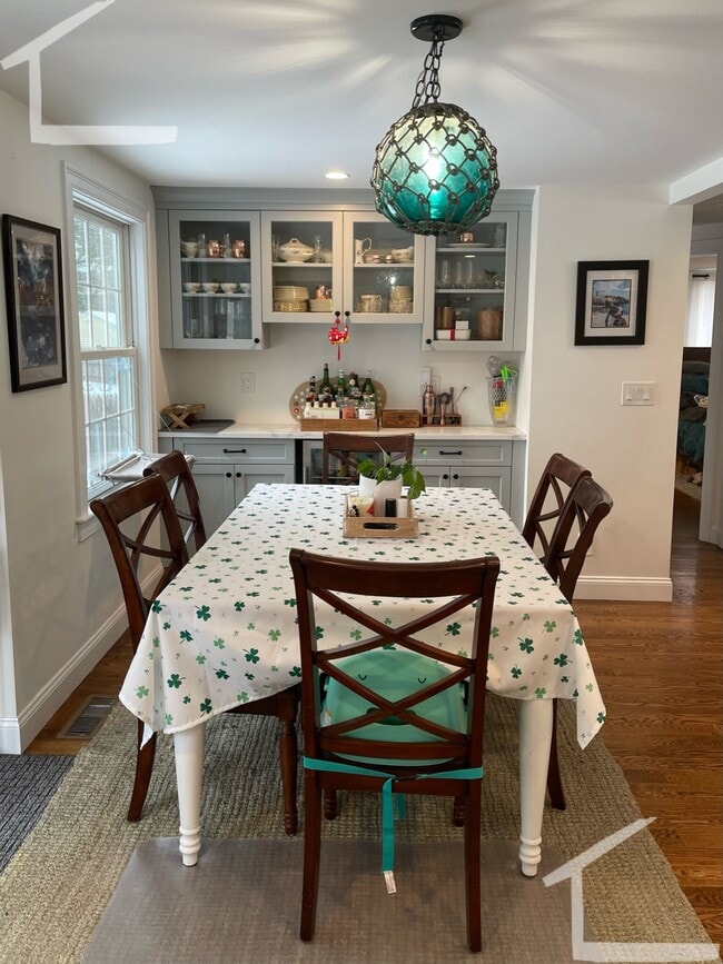 Photo - 181 Christina St