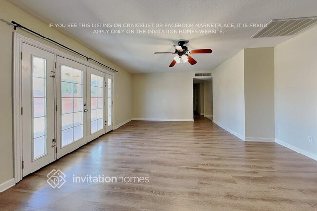 Photo - 2421 E Sylvia St