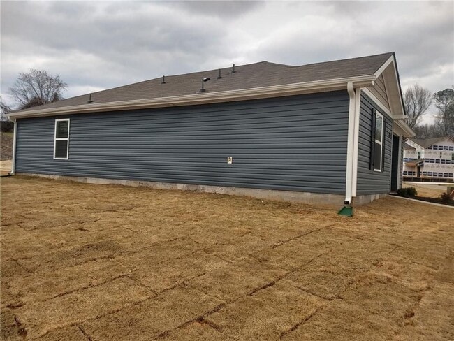 Photo - 51 Lk Ter Dr