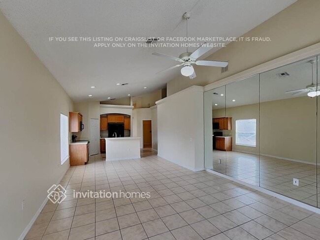 Photo - 16725 Rolling Green Dr