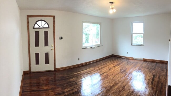 Photo - 1128 Woodbine St