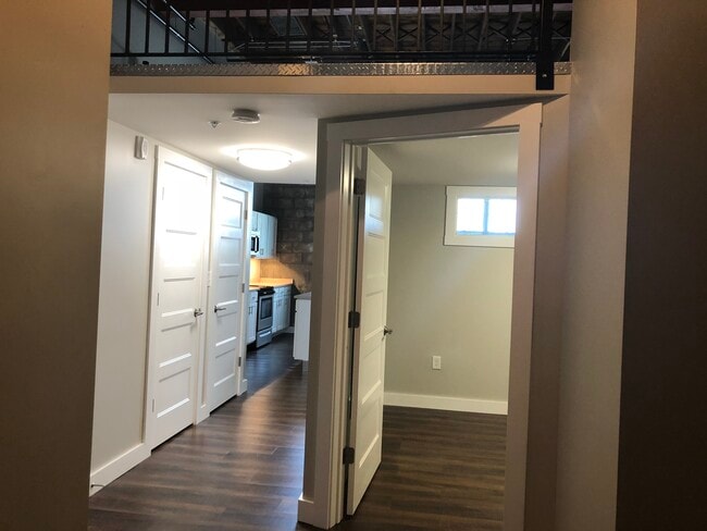 Photo - 108 Adams St Unidad 227