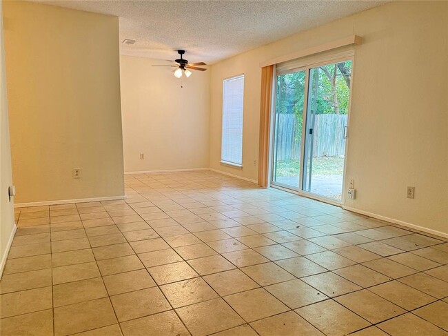 Photo - 10613 Golden Quail Dr