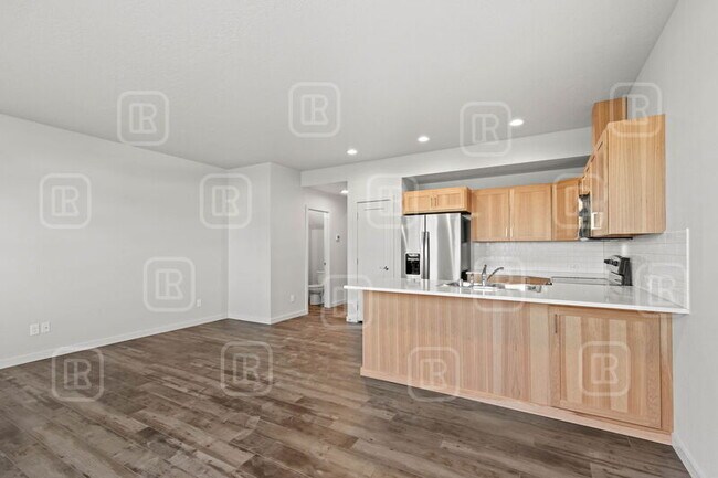 Photo - 220 S Woodlawn Rd