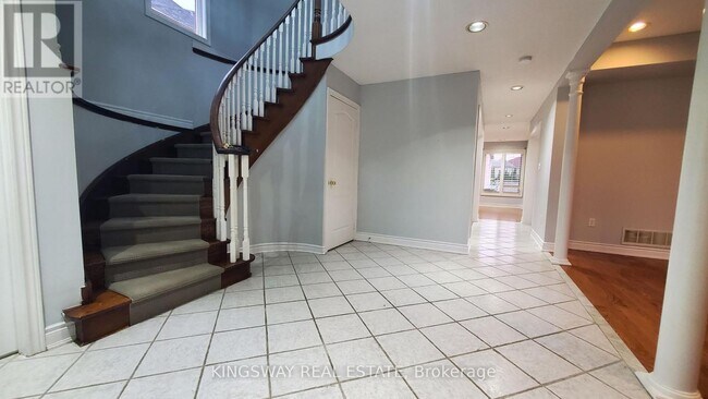 Photo - 134 Fernforest Dr