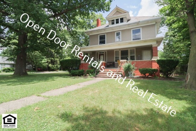 Building Photo - 3409 S Hanna St Unit 3409 Hanna St Apt 2