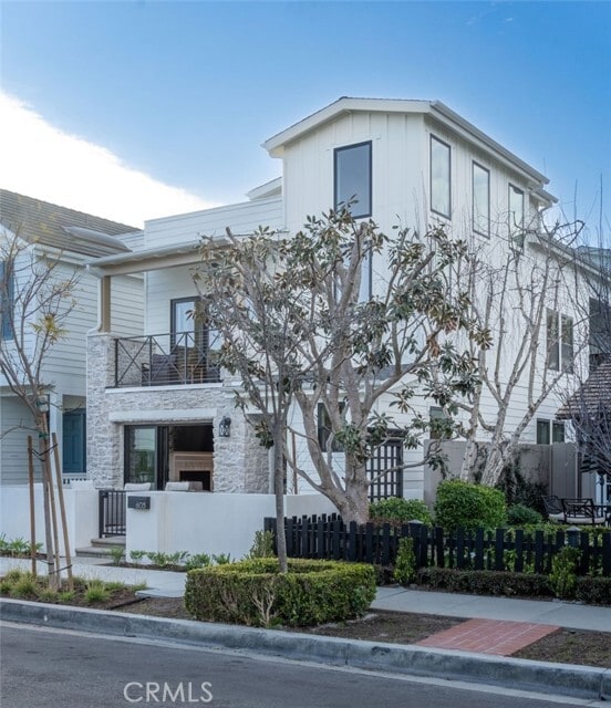 603 Acacia Ave
