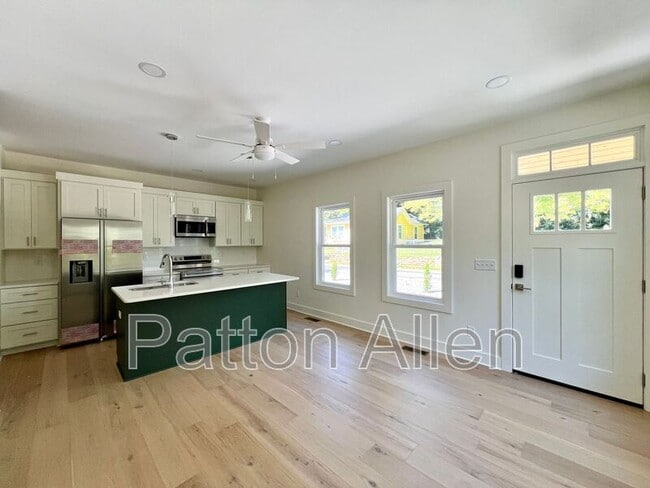 Photo - 10 Deaver Park Cir Unit #200