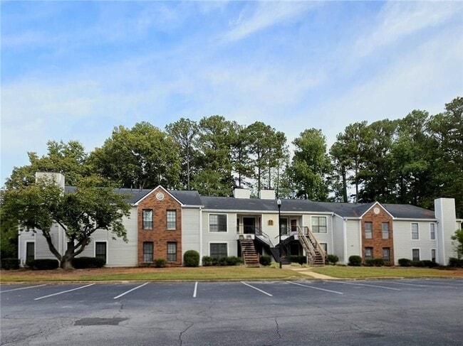 Building Photo - 590 Windchase Ln