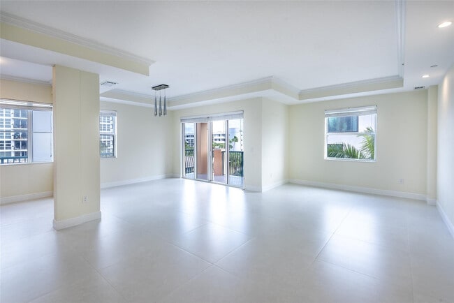 Photo - 3236 NE 5th St Unit 402