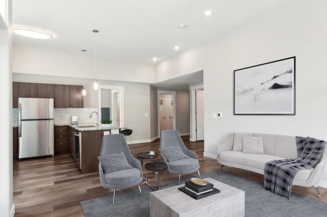 Seven Skies Apartments