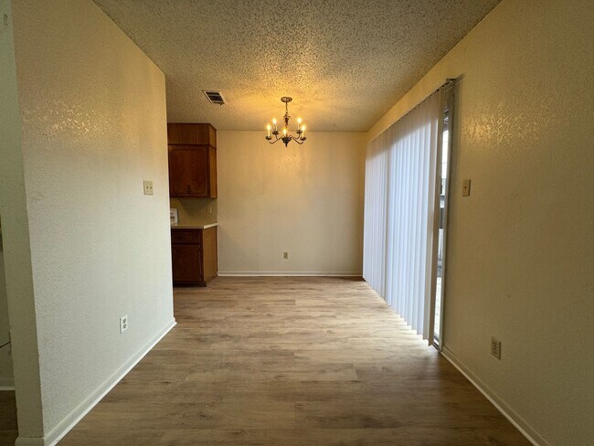 Photo - 3001 Lake Rd Unit # C