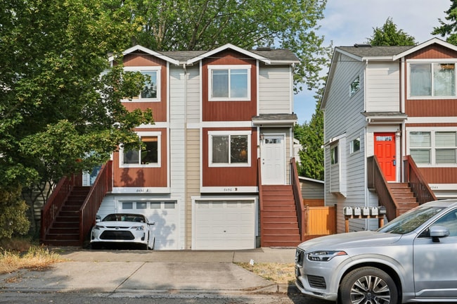 Building Photo - 3-Bedroom Beauty with Fenced Yard and Flex... Rental