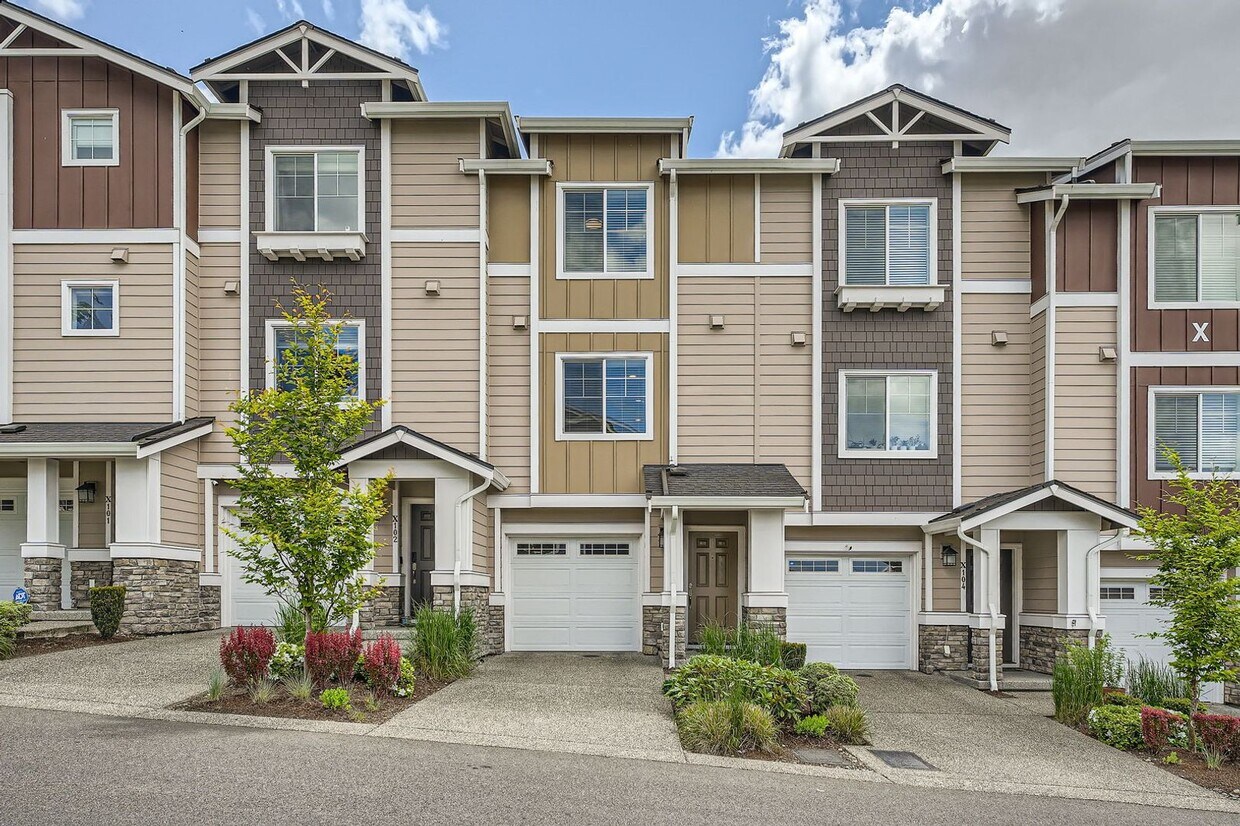 Modern Furnished Townhome in Prime Kent Lo... - Modern Furnished Townhome in Prime Kent Lo...