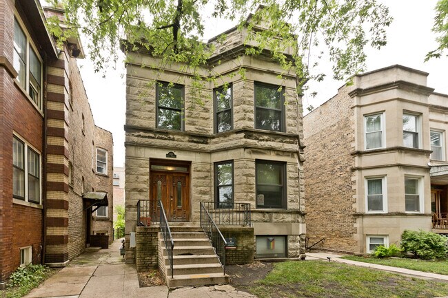 Photo - 1320 W Farwell Ave Unidad 1 Rental