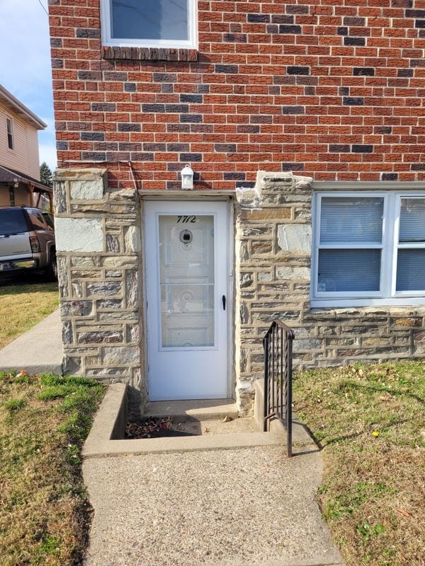 Building Photo - 7712 Watson St