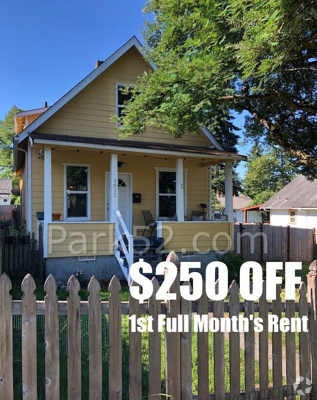 Building Photo - $250 OFF the 1st Full Month's Rent  -- 3 B... Rental