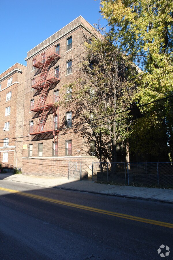 Photo - 163 Radford St