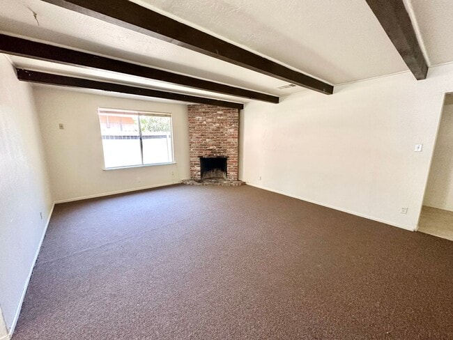 Photo - Super close to UC Davis and University Shopping mall-- 4 bedrooms and 2 bathrooms
