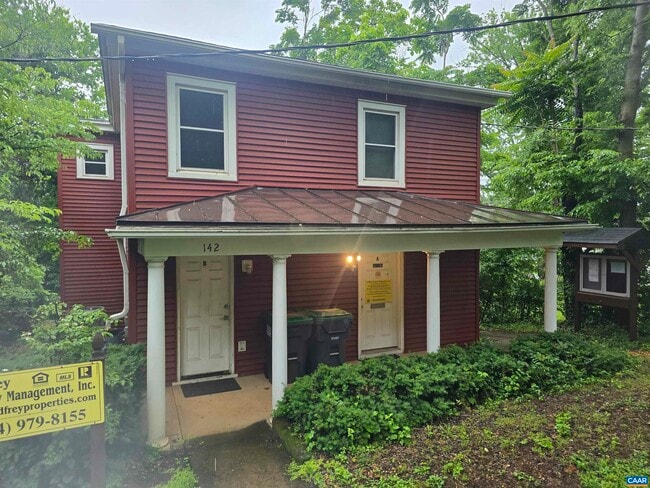 Building Photo - 142 Carlton Rd Rental