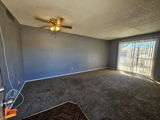 Photo - 2801 E Monte Cristo Ave Unidad Apt 201