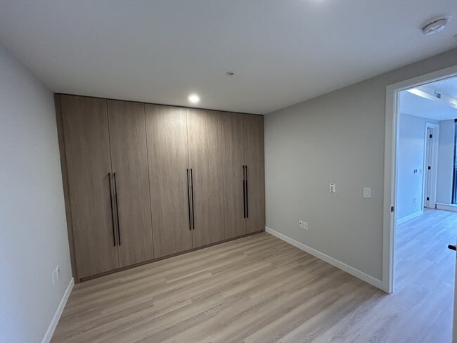 Photo - 5616-5616 South St Unit 205