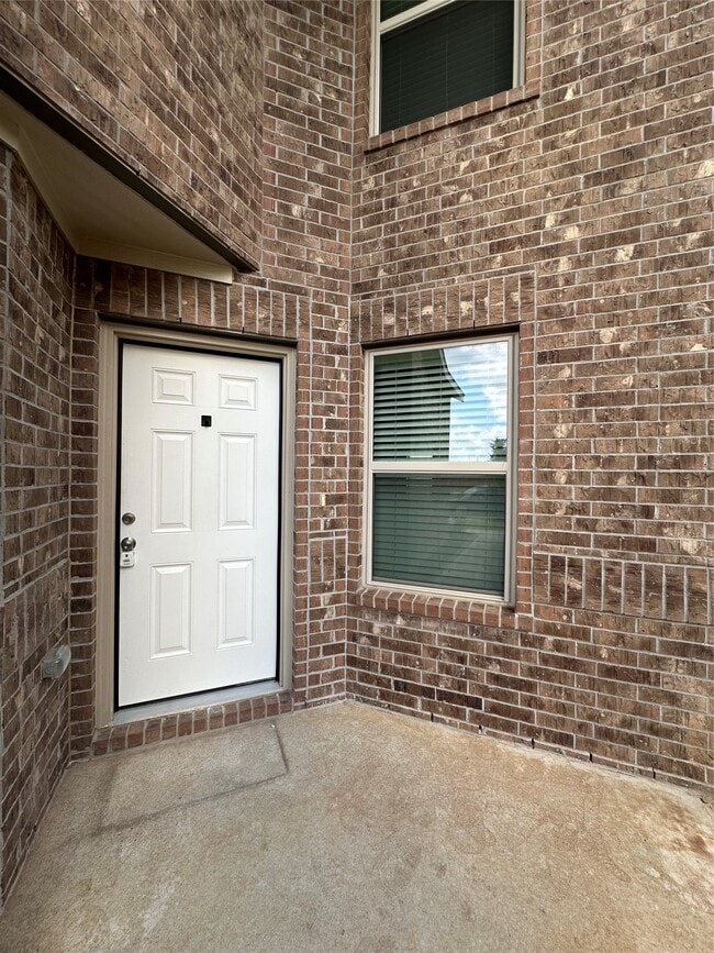 3004 Courtney Coral Ln
