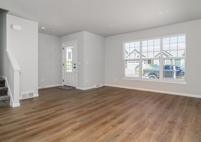 Photo - 3 Bedroom Townhouse with Private Garage