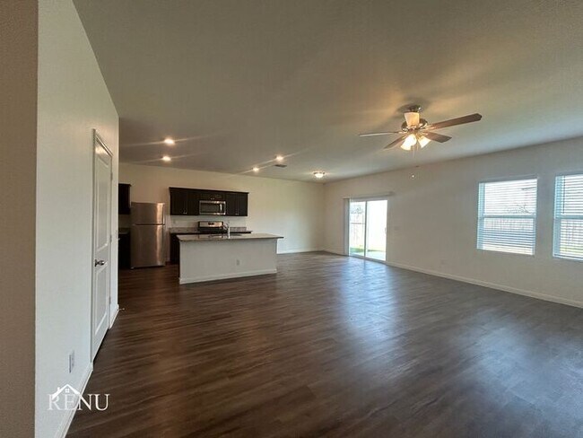 Photo - 5046 Firefly Hls