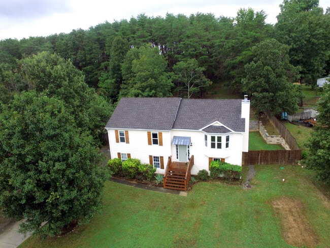 Building Photo - 84 Indian Hills Dr Rental