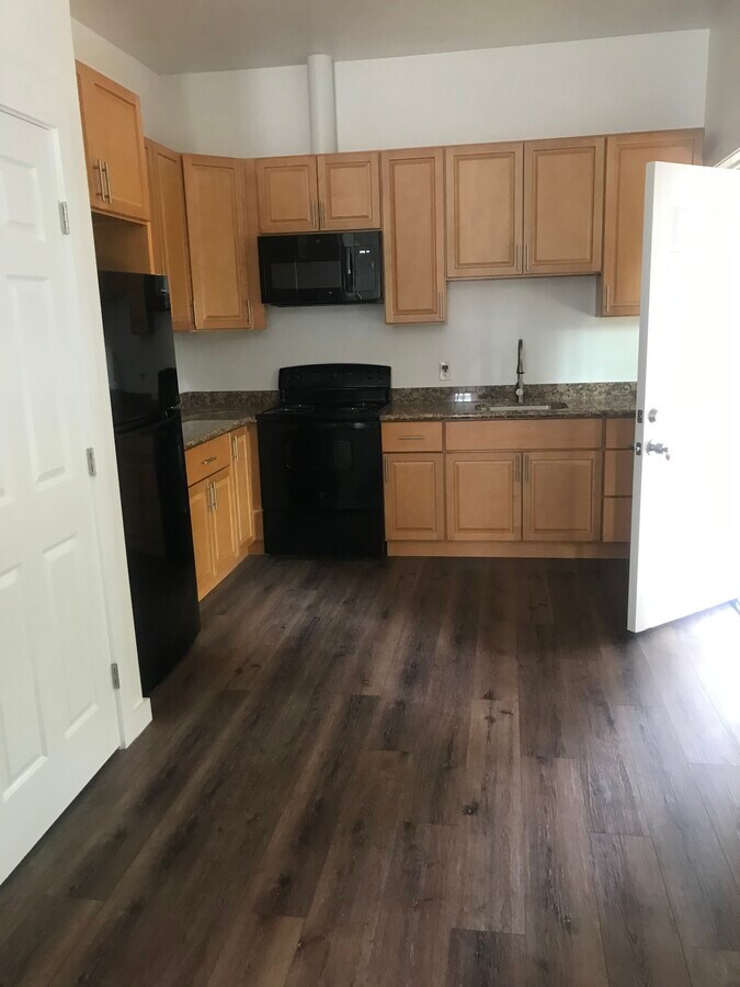 Kitchen - 233 - 233 E Blithedale Ave Apartment Unit 233