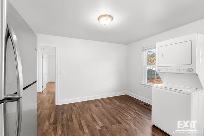 Photo - Welcome to your 2 bedroom, 1 bath home in South Hill!