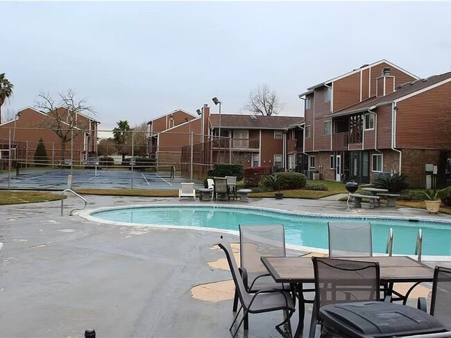 3 Bedroom Condo in Kenner - 3 Bedroom Condo in Kenner