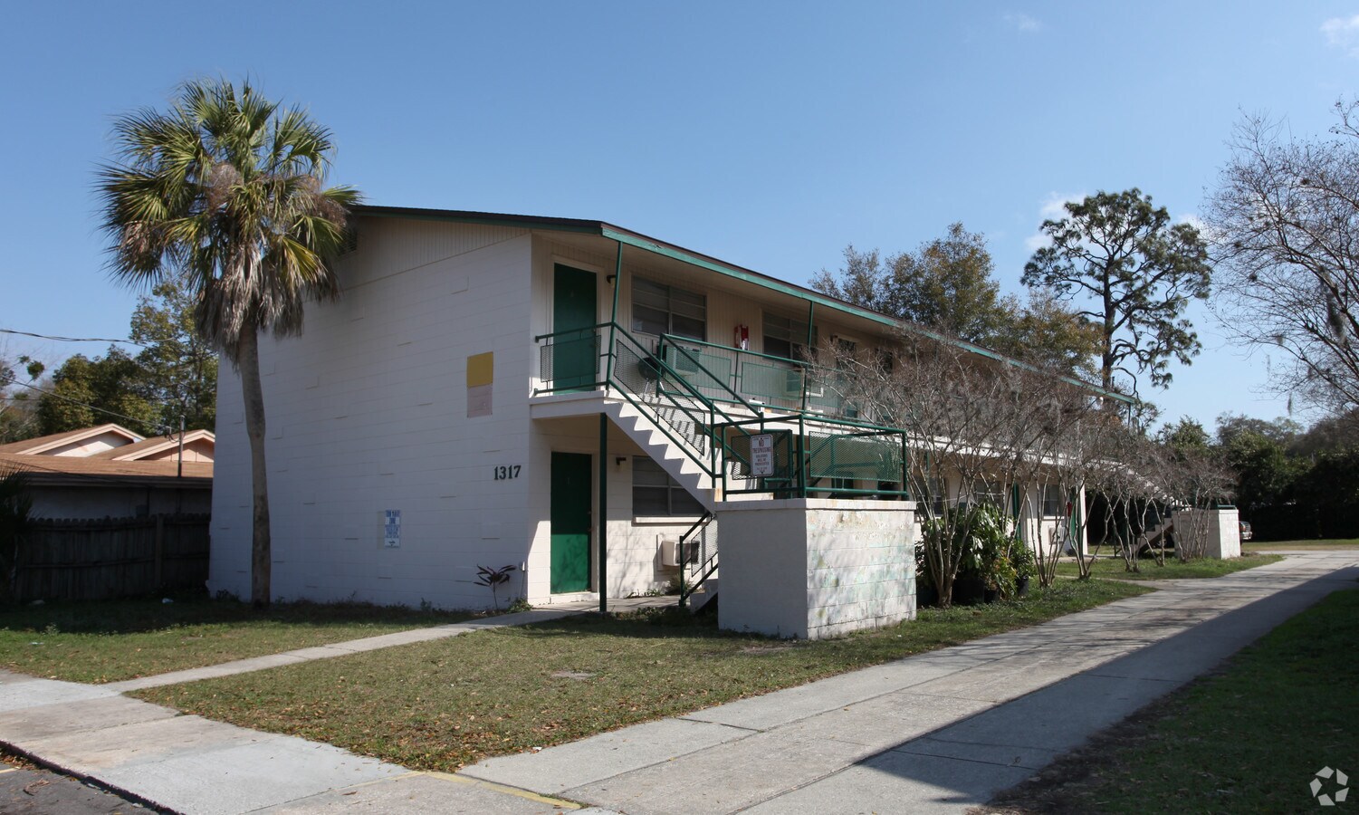 Twin Palm Apartments - Twin Palm Apartments