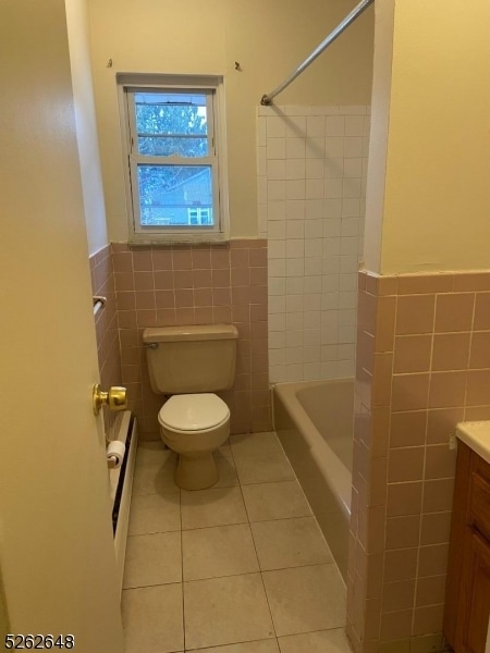 Photo - 228 E 24th St Unit 8