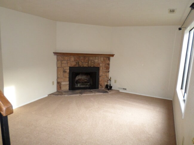 Photo - 1149 Progress Dr Unidad B