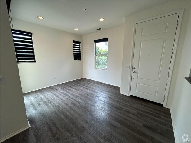 Building Photo - 13130 Park Pl Rental