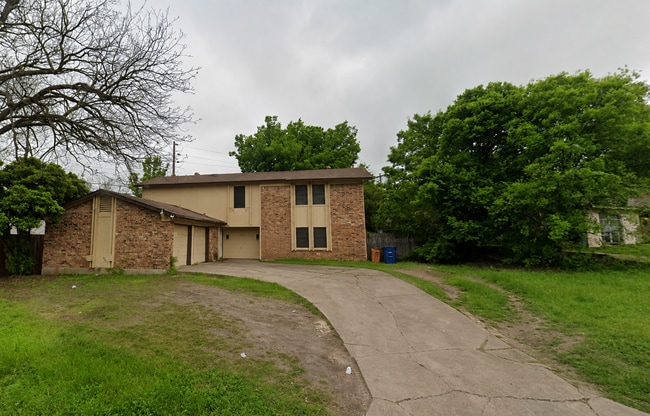 Building Photo - 8521 Dryfield Dr Unit B