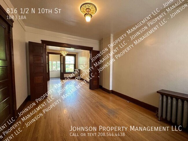 Photo - Check out this Vintage Apartments in Histo...