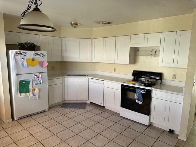 Photo - 7729 Indian Ridge Trl N