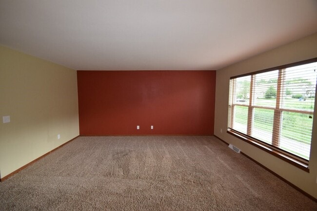 Photo - 8845 Red Beryl Dr