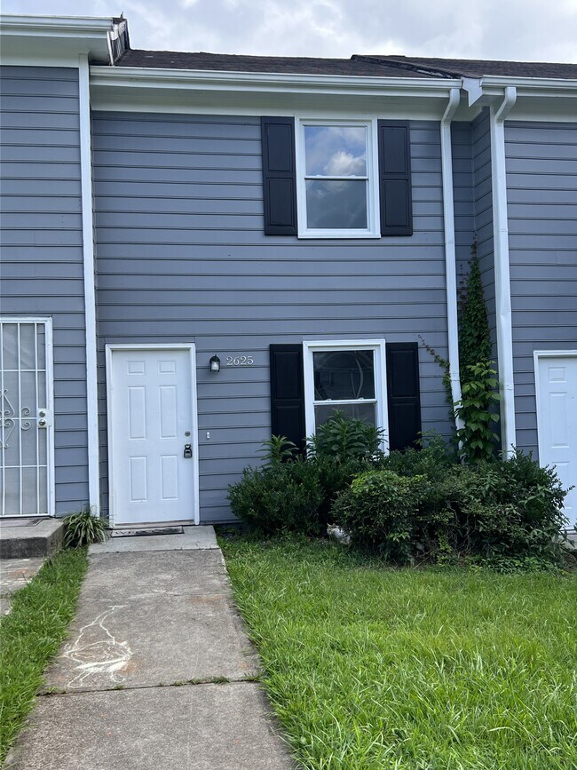 Building Photo - 2625 Evans Mill Dr Rental
