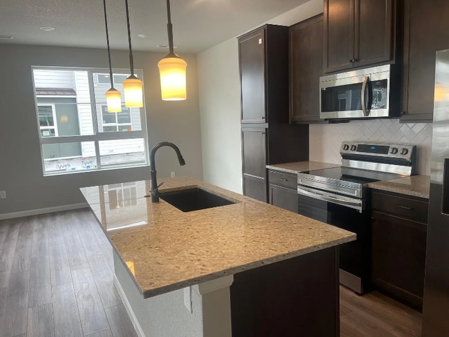 Photo - 10562 Domeykite Vw