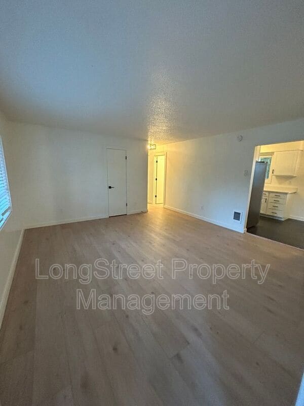 Photo - 11380 SW Greenburg Rd Unidad 3