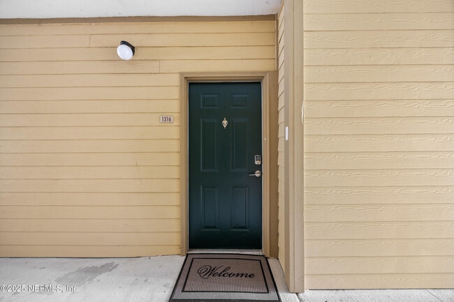 Building Photo - 7800 Point Meadows Dr Unit 1316 Rental