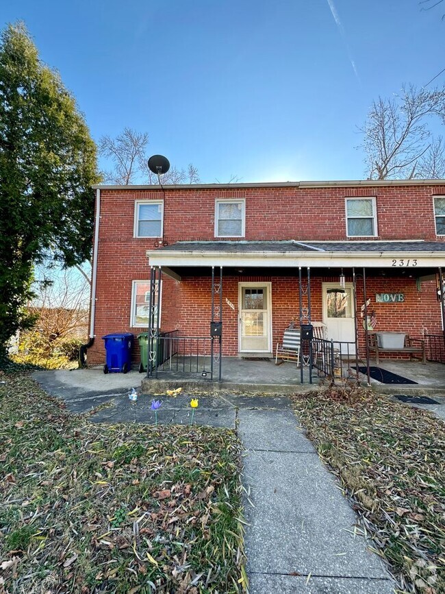 Building Photo - Stunning Single-Family Home in Baltimore f... Unit 1