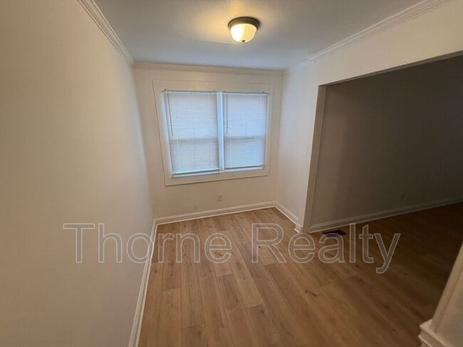 Photo - 1004 Moore St