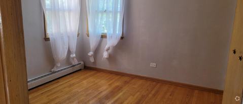 Building Photo - 8506 W Rascher Ave Rental