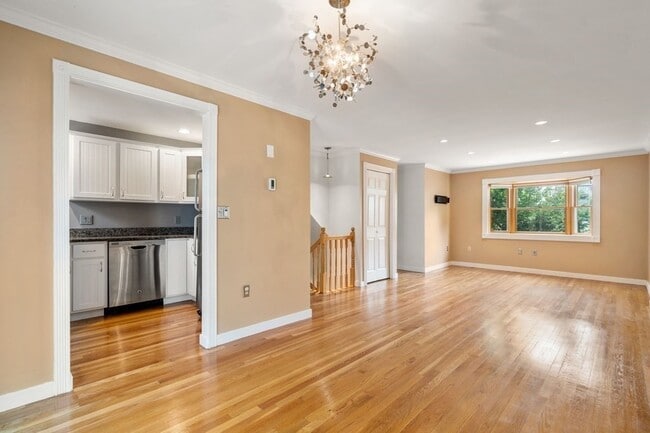 Photo - 157 W 3rd St Unit 156